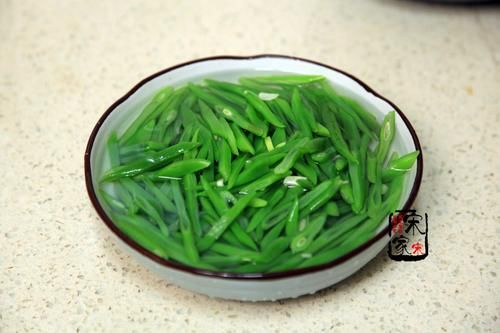 公公来吃饭,我做1道小菜给他下酒,公公笑称:比闺女都贴心