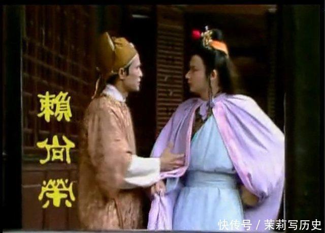 贾母|贾府里最牛的奴才,势力竟高过主子,曹雪芹写她来暗示什么?