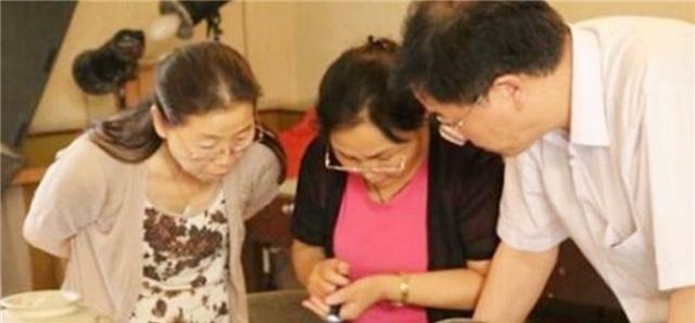 阻挠|老人为儿子的病发愁,愿意出售“家传宝”,却遭到专家的阻挠