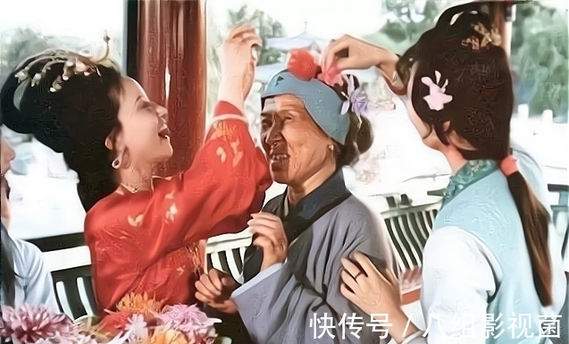 王夫人@刘姥姥2进荣国府,王夫人前后态度截然相反,100两银子就是逐客令