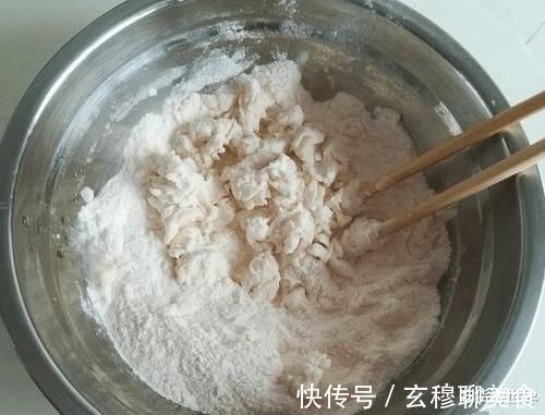 天冷发面，不能只放酵母，多加这两样食材，就能滋生一些酵母菌