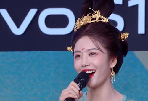 國(guó)風(fēng)|國(guó)風(fēng)主題只配0.59?《快本》“偏心”蔡文靜,網(wǎng)友好心疼白鹿