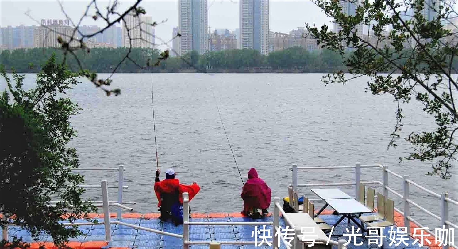 带钩调漂与不带钩调漂有何区别?哪种调钓更适合野钓?