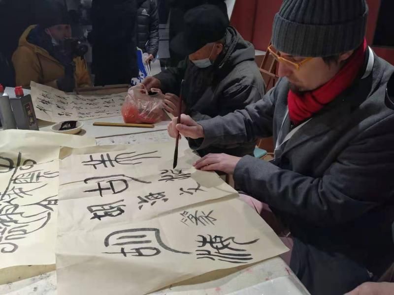 大V们|“国际大V ”体验北京民俗