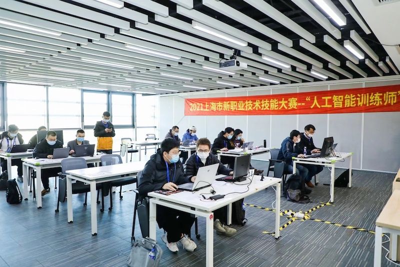 互联网营销师|互联网营销师、连锁经营管理师、人工智能训练师……上海举办新职业技术技能大赛，这些技能人才现场pk