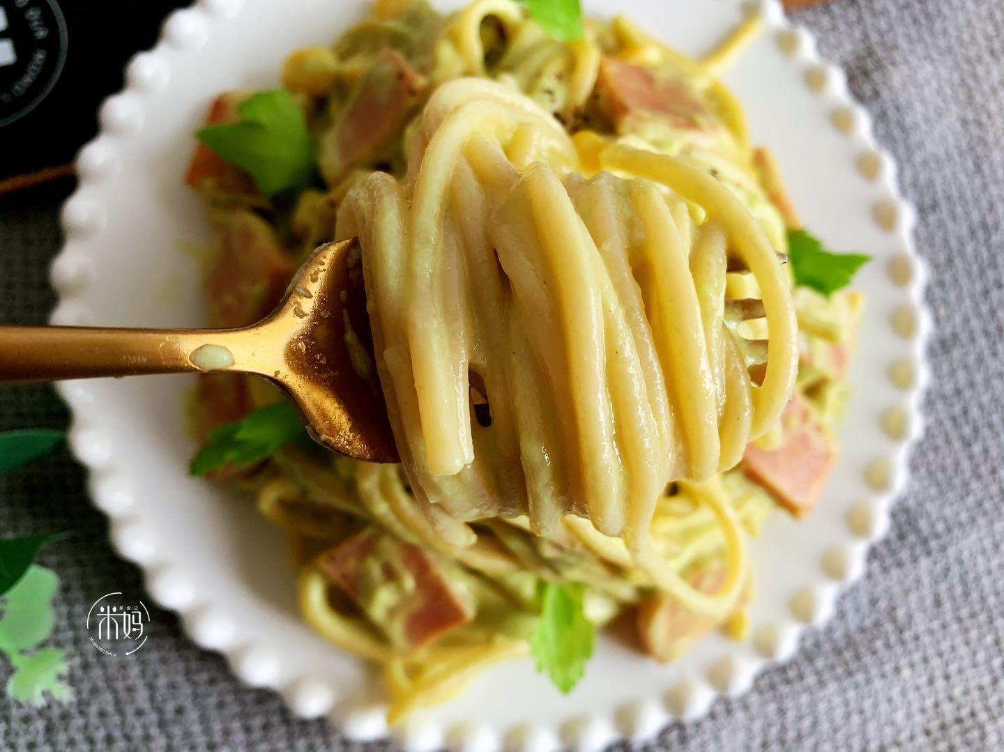 这水果12块一个，用来煮面，奶香浓郁，营养极高，贵点也值