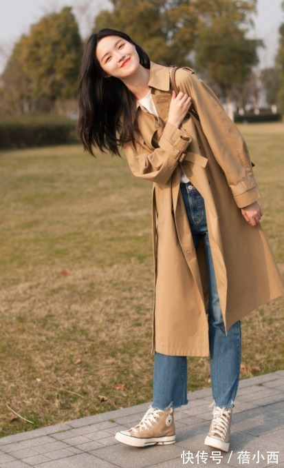 高跟鞋|建议30+女性多穿“风衣”,搭配裤子、裙子,普通人也能气质翻倍