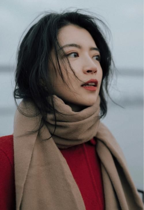 为何你戴围巾就有股浓浓的“大妈感”？跟着三木博主，秒变时髦精