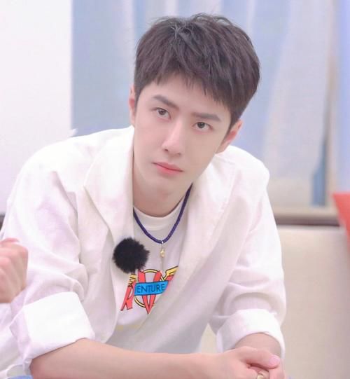 《天天向上》又没有王一博的镜头，“天妈”的回应亮了