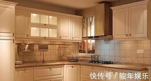 墙面|厨房这样装修,家务活可以少一半,住几年也很干净