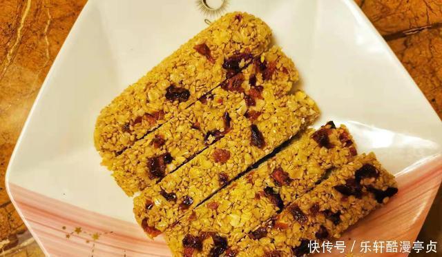 燕麦酥|自制甜又脆的燕麦酥,方法简单,低热量高营养,比外面买的好吃
