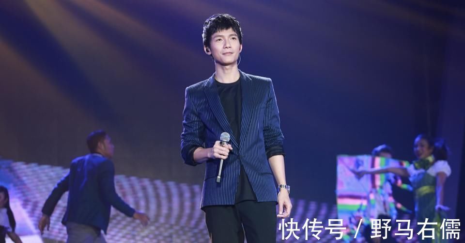 从1.3亿代言费到县城卖唱,“消失”2年的吴莫愁,到底得罪了谁?