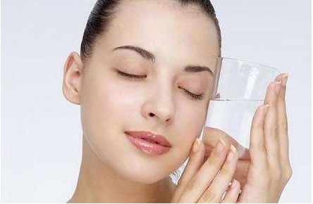 定期去角质会伤害皮肤吗?什么时候需要去角质呢?