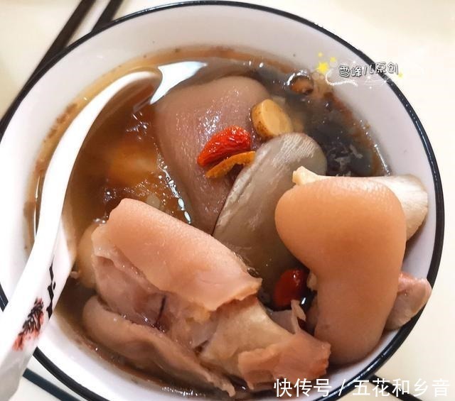 羡慕|母子俩的午餐这样吃,营养好身体棒,网友有这样的老妈真羡慕