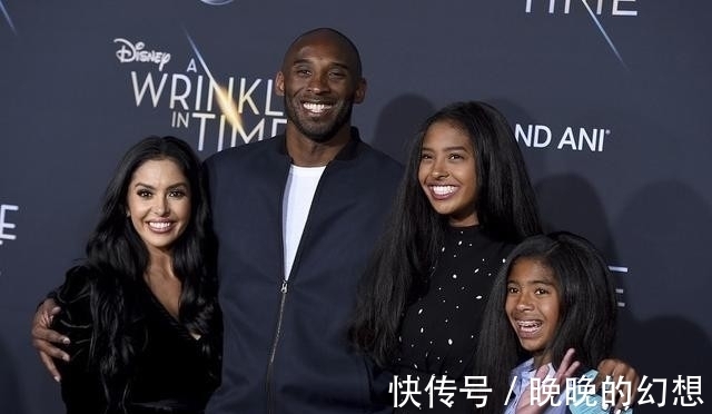 布莱恩|科比的39岁遗孀现身NBA现场全黑造型显得太壮实,与保罗深情拥抱