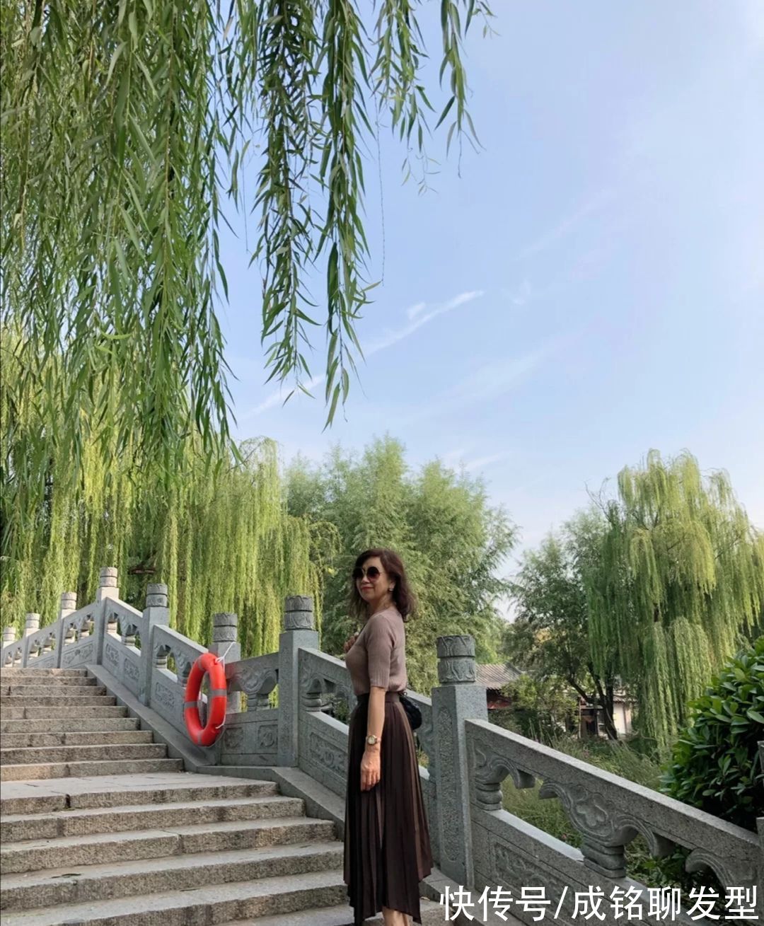 穿衣公式|六十岁的女人别乱穿，学会博主的这三种穿衣公式，随意大方又减龄