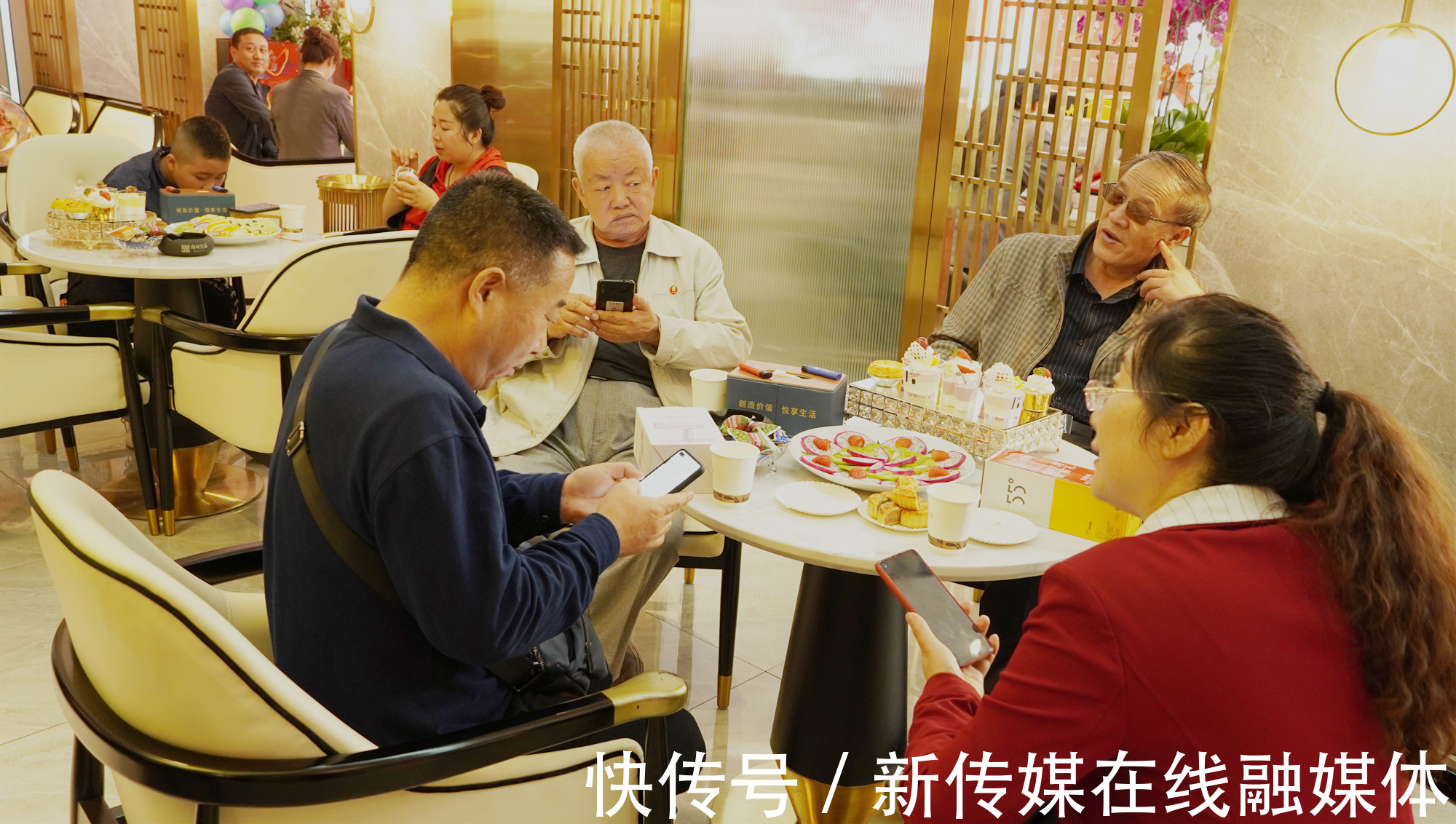 平凉|够豪横！平凉一房企中秋节为新老客户赠送大闸蟹