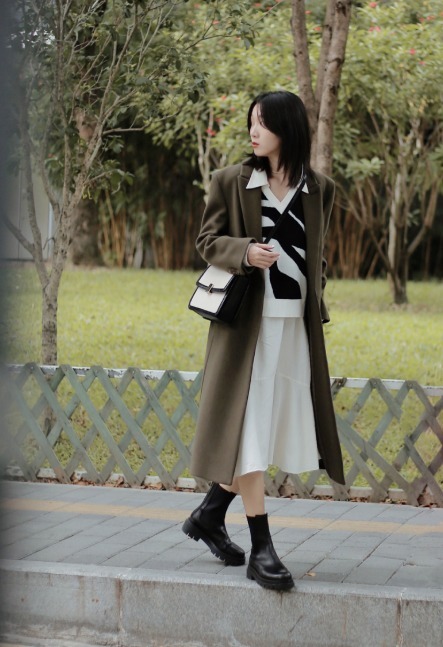 棕色|腿不够长又怎样?穿上这4双鞋子就够了,让你拥有好身材和大长腿