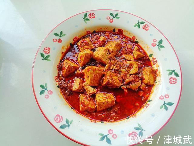 我家早餐晒出来,网友说:这哪是早餐,有这么吃的吗?太丰盛了