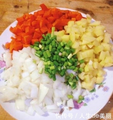 好吃|炸酱面最正宗做法,好吃又简单,老公直呼过瘾!