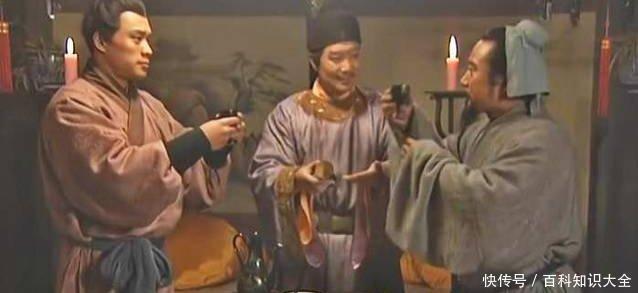 他是隐藏在梁山的高人,武松最铁的兄弟,不是鲁智深!