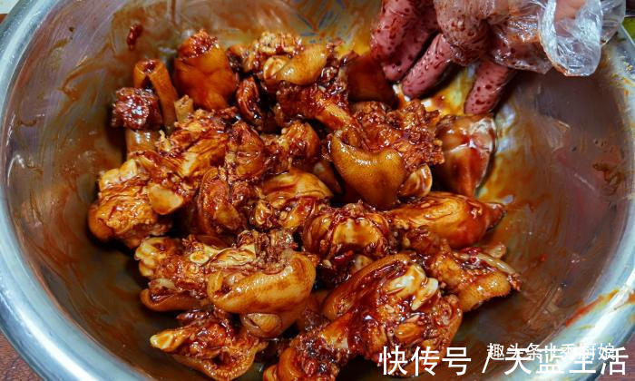 厨娘|夏天，要多吃猪蹄，营养滋补不发胖，比吃牛羊肉强，炖一锅真馋人