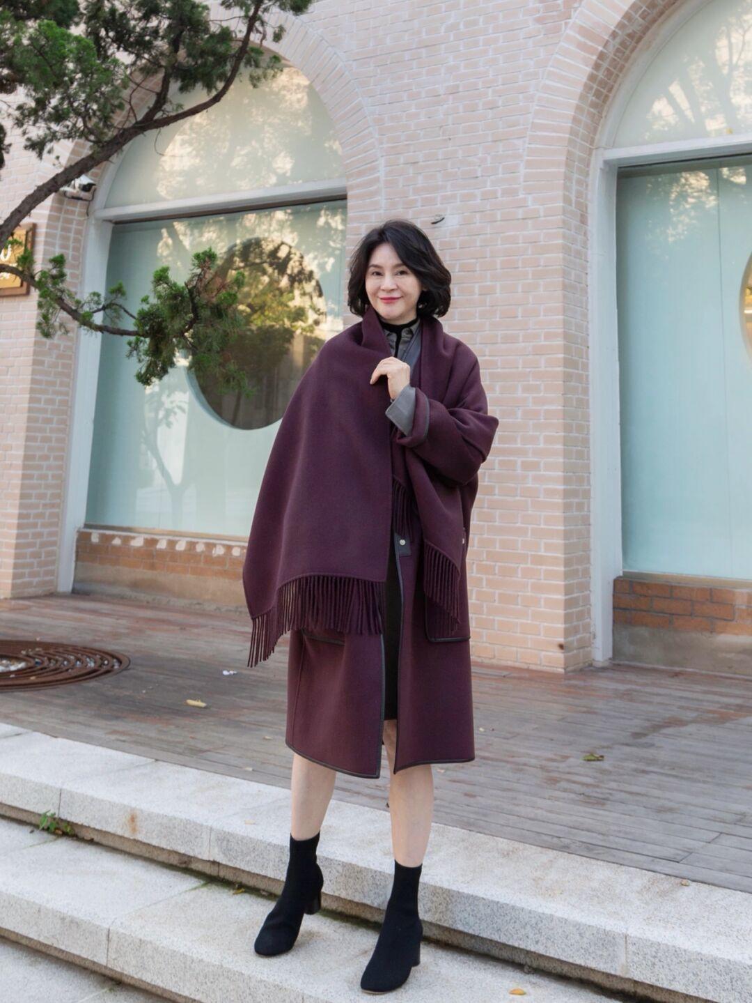 打底衫|50+女人不能错过的羊绒大衣,入冬这么搭优雅又好看,简约不挑人