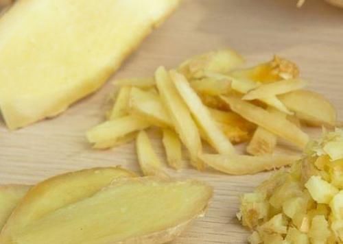 好处|早晨空腹吃一片生姜,坚持一个月,3个“好处”可能会悄悄到来