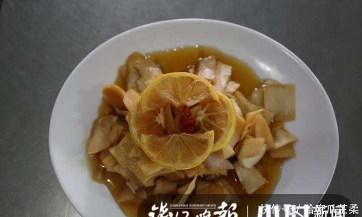 负责督导|萝卜皮花菜梗做成泡菜,集齐光盘打卡可得手工馒头,这个食堂节约粮食出新招