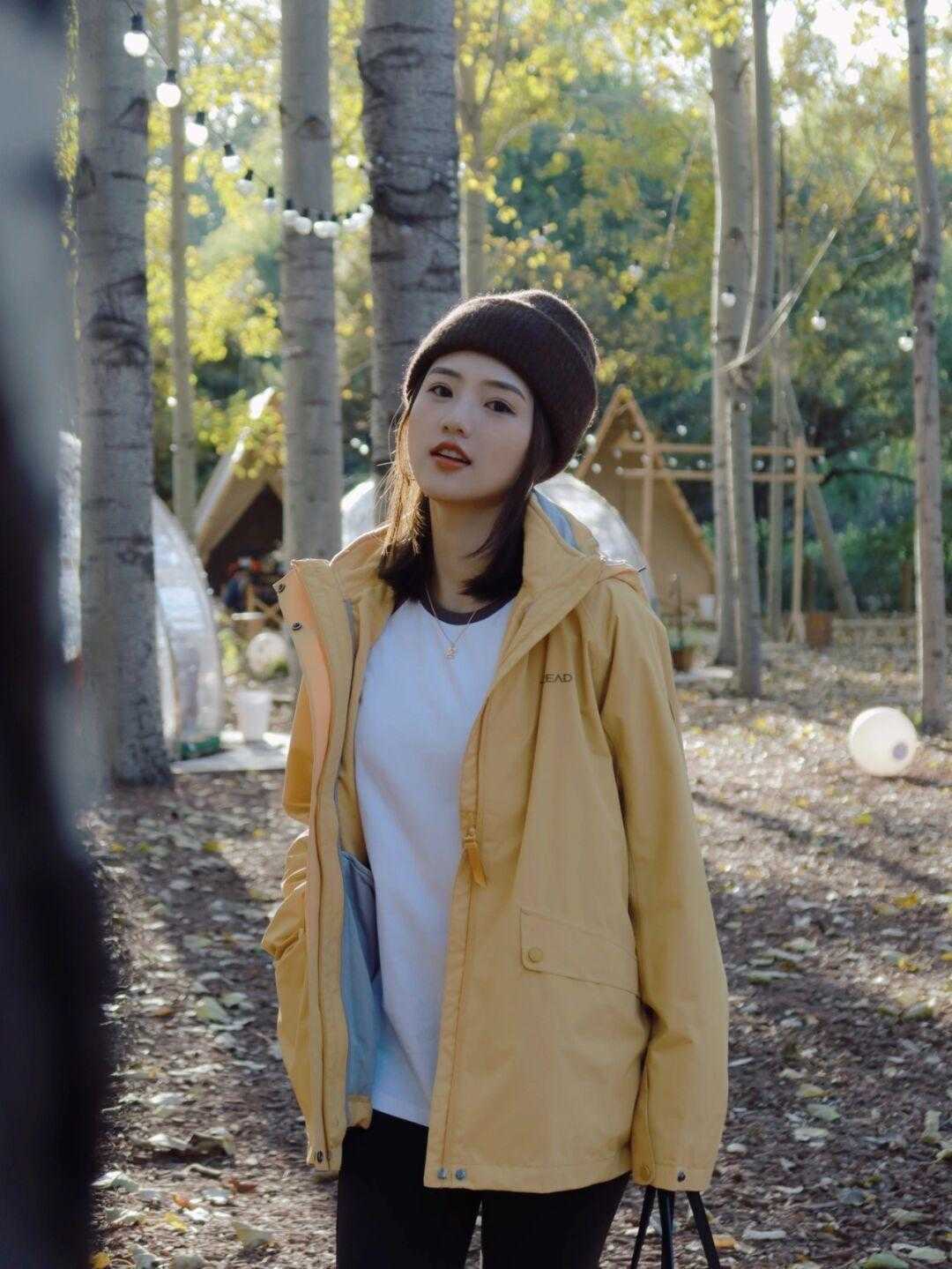 运动裤 冬季来一件冲锋衣,青春活力美感十足,就不要再犹豫不决了