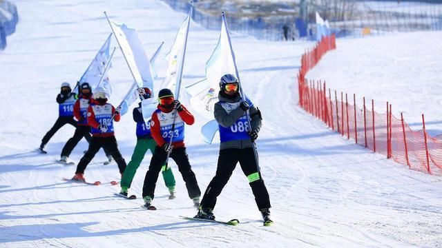 央视新闻|北京冬奥会举办在即，美国运动员却开心不起来，担心的事正在发生