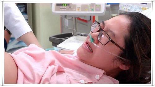 宝妈|宝妈剖腹产后总喊腰疼,看见剖腹产用的“针”,网友难怪了