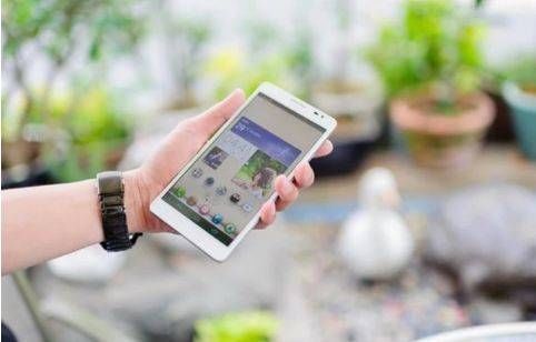 朝外|手机放裤兜里,屏幕应该朝外还是贴腿内好多人还不懂,看完别再乱放