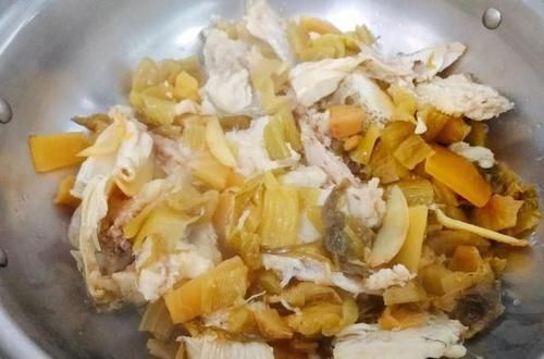 天越热越馋这鱼,每次做一大盆,鲜嫩爽滑,胃口大开吃精光