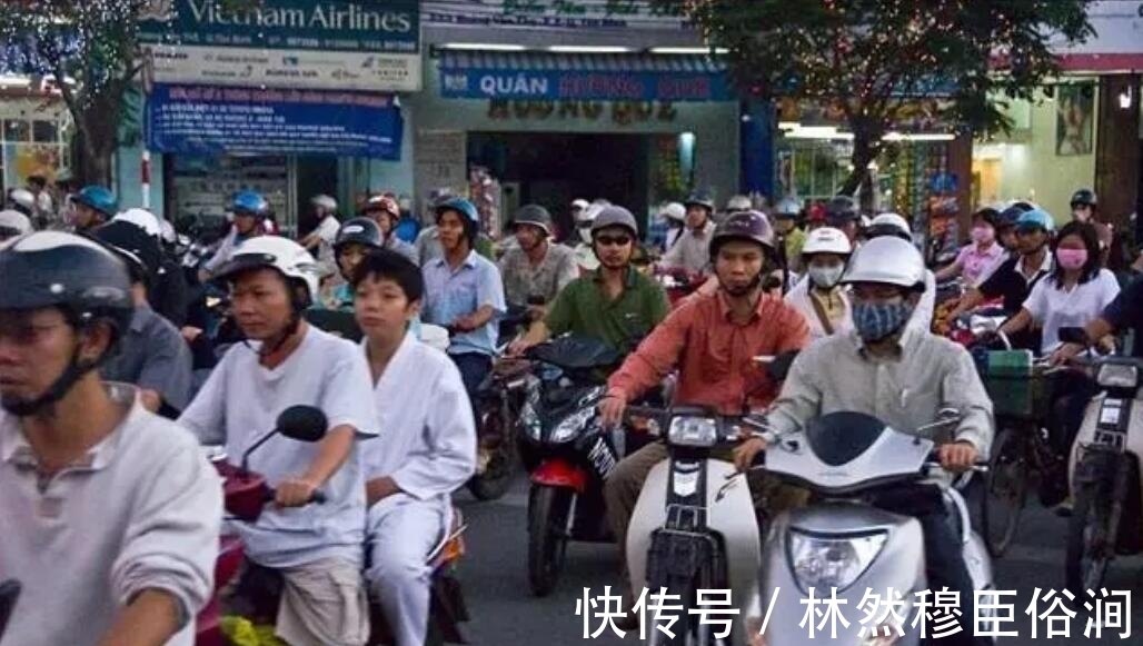 拉丁字母|最早废除汉字的东方国家,现在后悔了,吵着要恢复