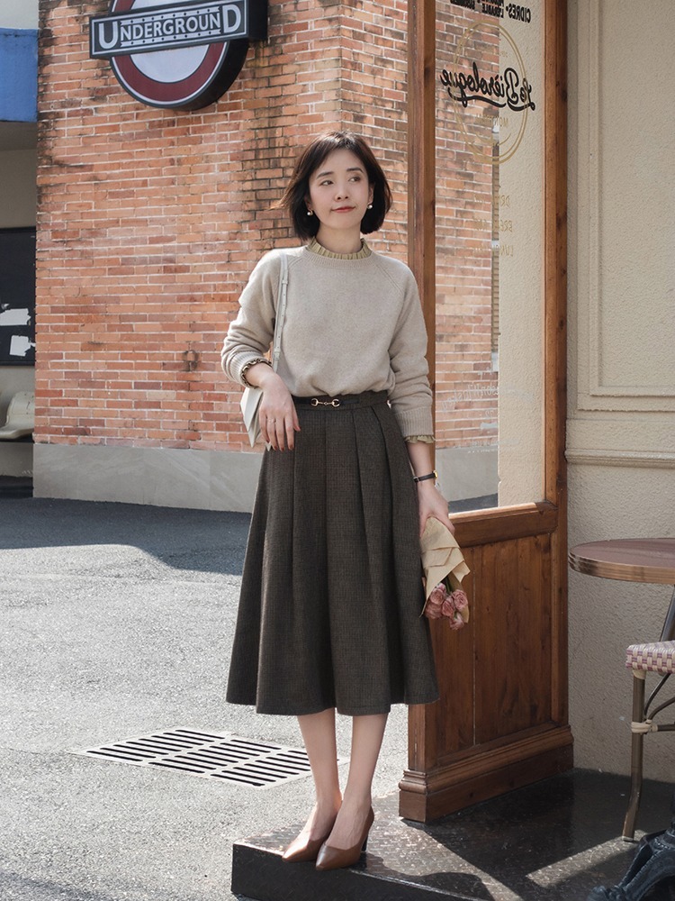 秋冬 秋冬就要穿得复古又时尚,立领压褶棉质衬衣你值得拥有!