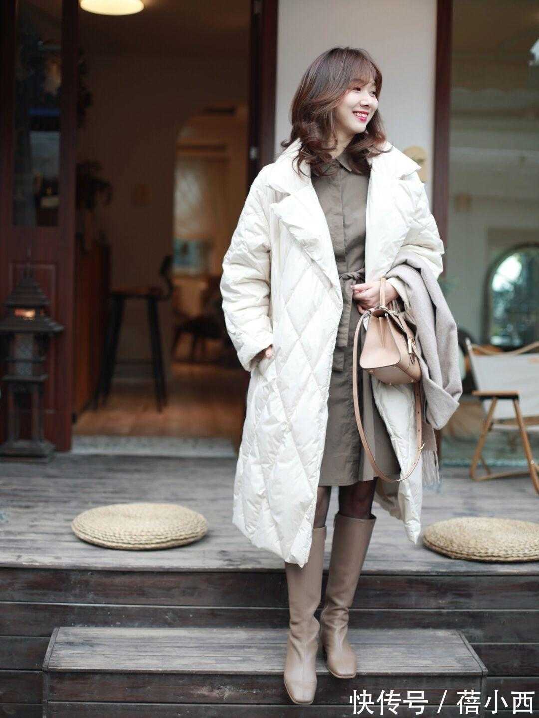 小白靴 马丁靴早已过时了!时髦的女人都穿这“3双”鞋子,显高还显气质