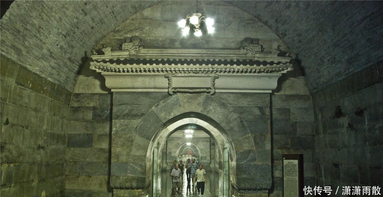 明定陵,仅此一个被政府组织的考古学家打开的皇陵,一次出土四件国宝!