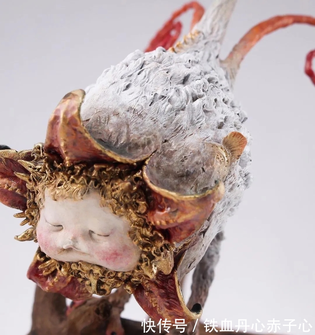 Ueda$Akishi Ueda:黑暗和可爱的完美交融