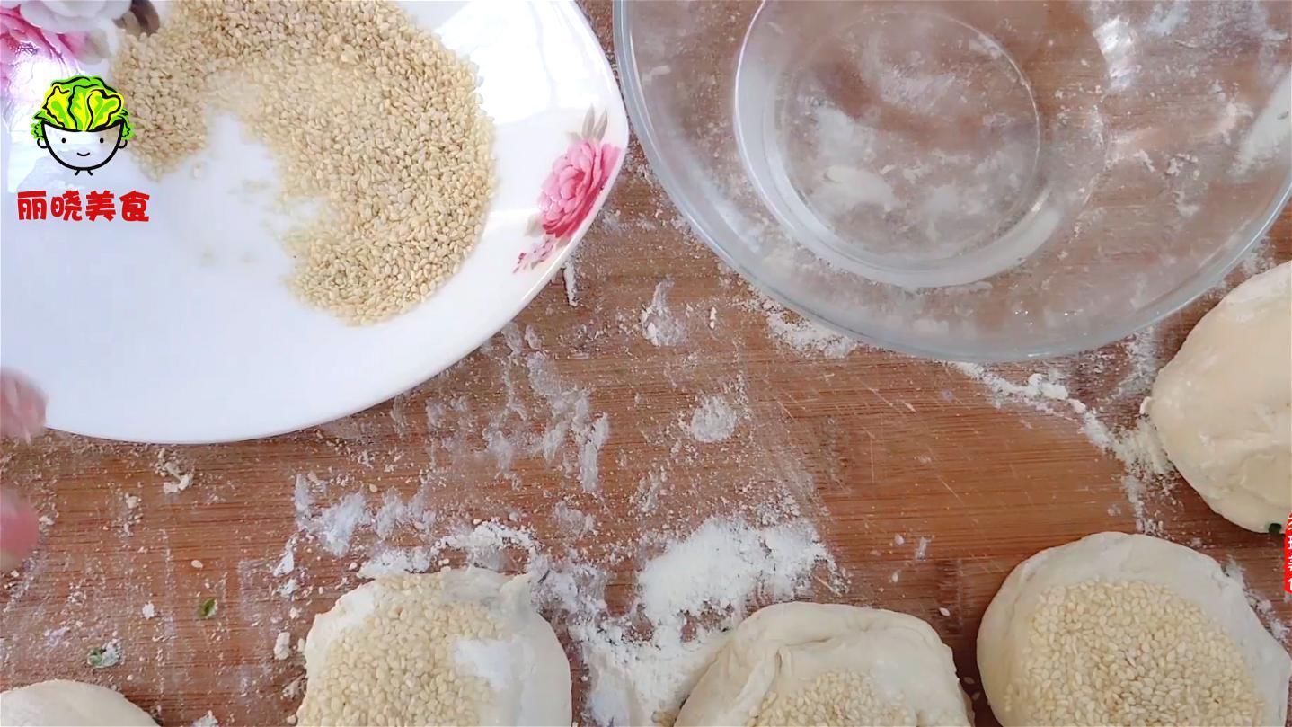 葱花饼|烙饼一定要软,别下手和面,教你凉了也不硬的葱花饼,真的太香了