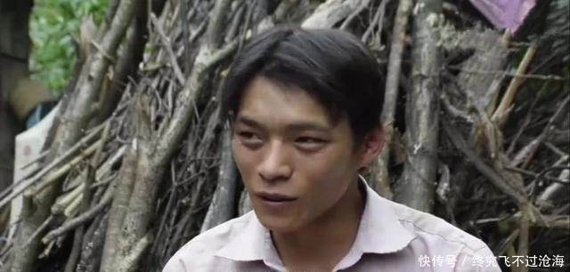 对夫妻|广西90后夫妻深居山林生了9个娃,妈妈肚子里还有一个3个月后出生