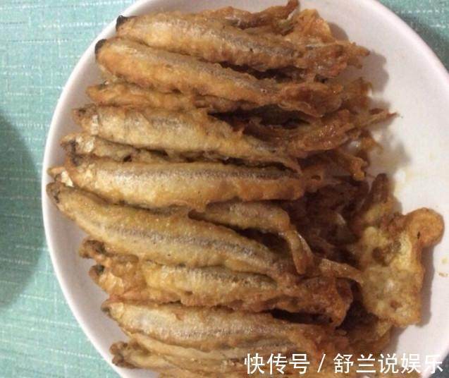 农村岳母只用两道菜来招待我，却比饭店吃的还过瘾，尤其最后一道