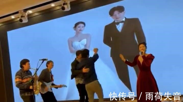 万晓利嫁女现场曝光!老狼献跳华尔兹,氛围热闹似民谣界春晚