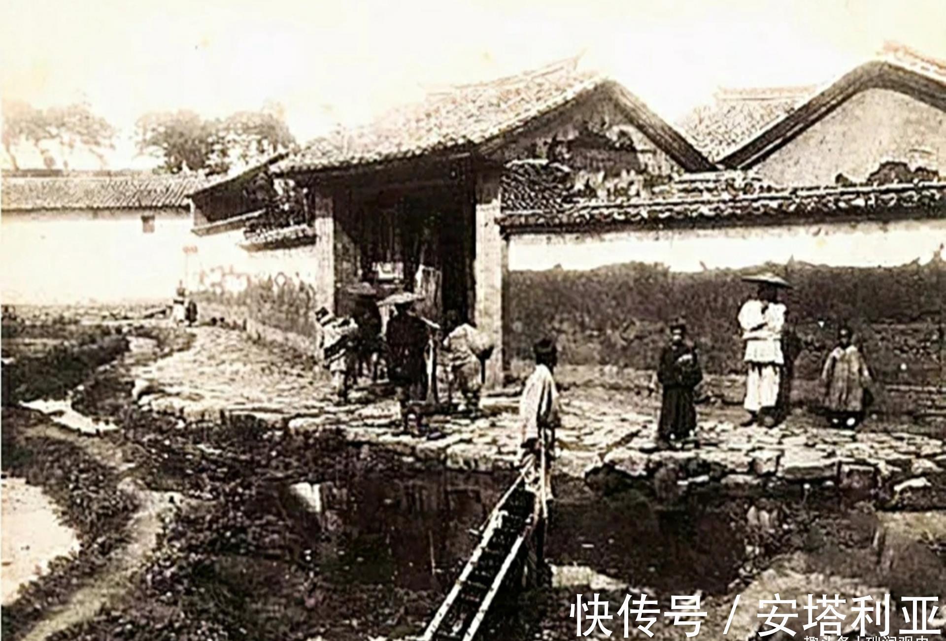 秀才$清代奇案:少女自缢,开棺验尸身下竟现死婴,巡抚断案道破原委