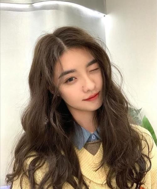 有种颜值叫女生“换发型”，今年流行这几款发型，美得惊艳又高级