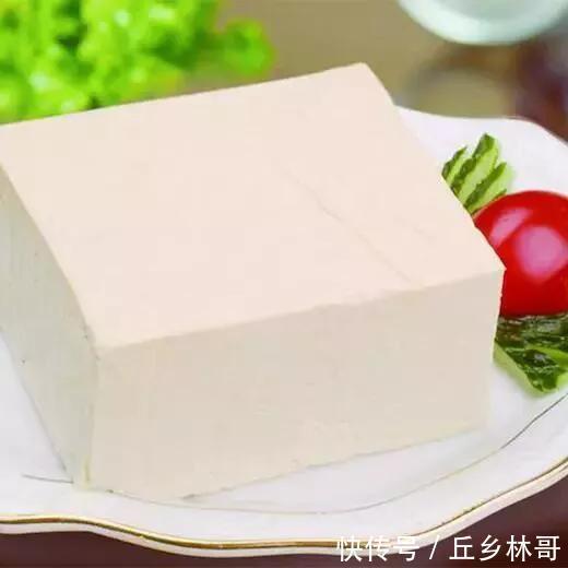 豆腐加鸡蛋这样做,太好吃了,连吃一个月还不过瘾,营养又解馋