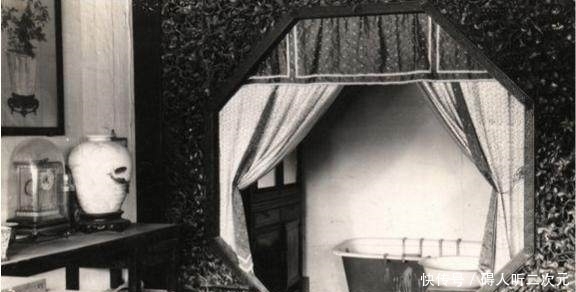 猴学|清朝老照片:少女珍妃露真颜,简陋的浴缸,猴学慈禧摸头!
