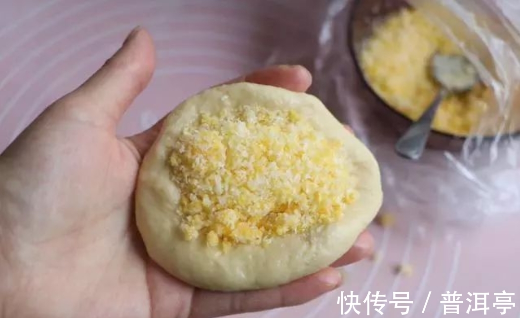 想吃面包不用买，只需一个电饭煲，做法一看就会