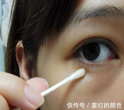 药店|药店有一种乳膏, 皮肤越擦越白, 全是胶原蛋白, 可惜知道的人稀少!