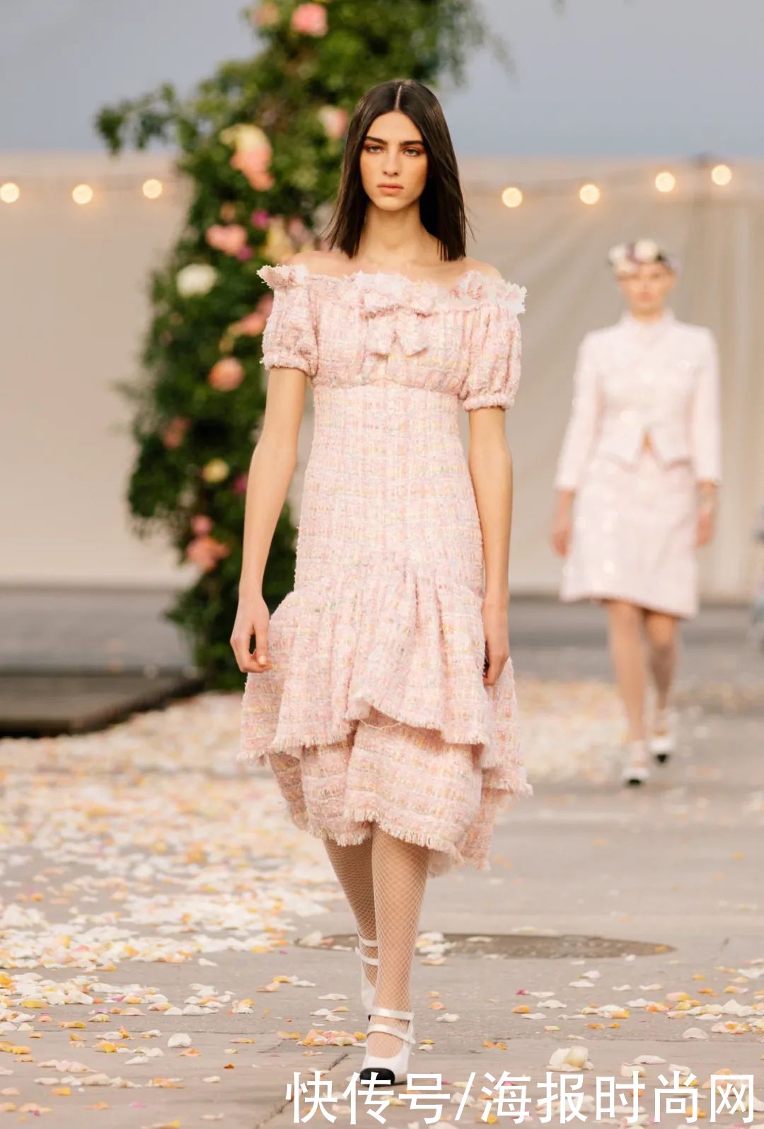 高定周｜香奈儿邀请你，参加一场如梦似幻的“仲夏夜婚礼”